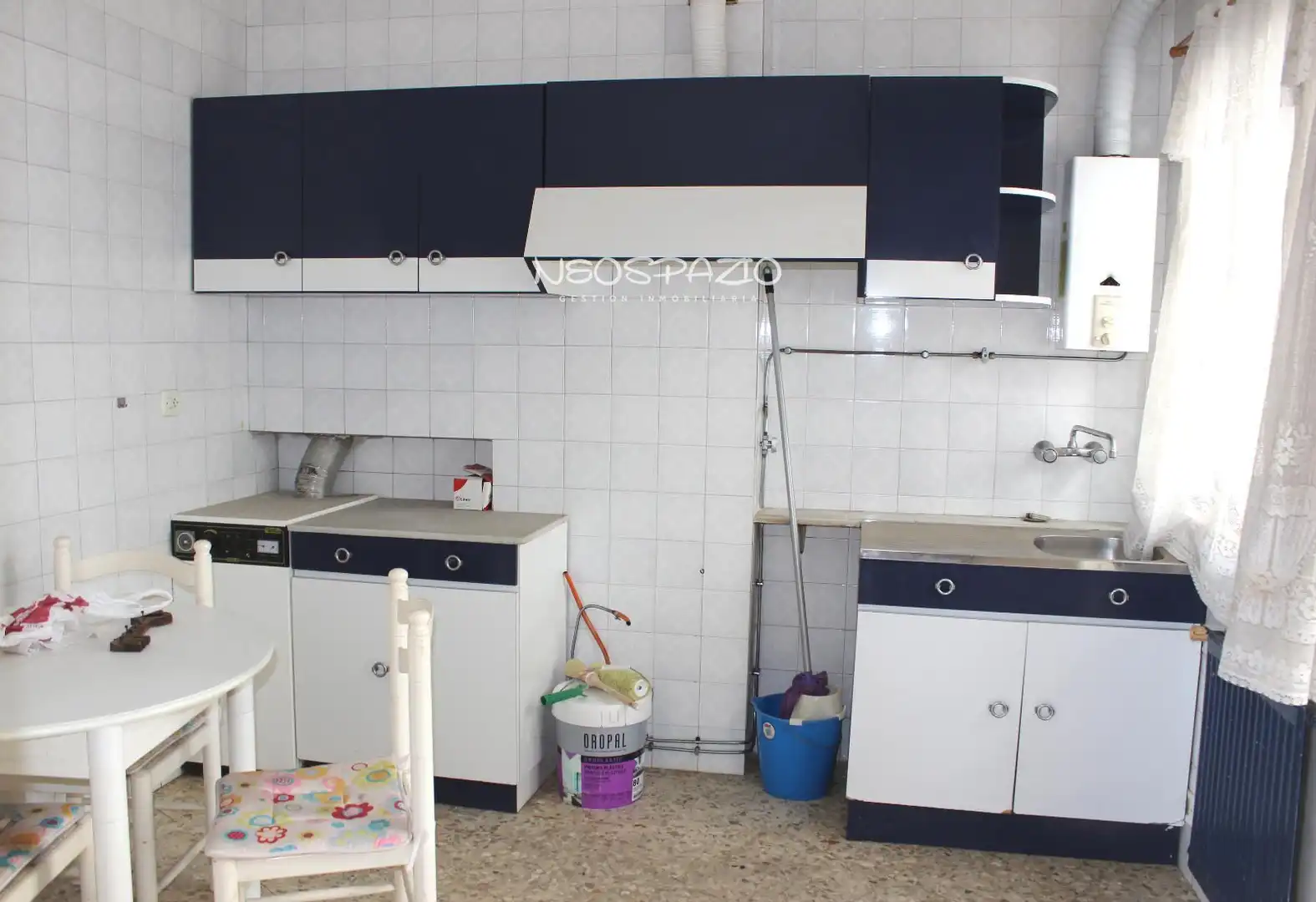 Cocina de Piso en venta en Lugo con Calefacción, Terraza y Trastero