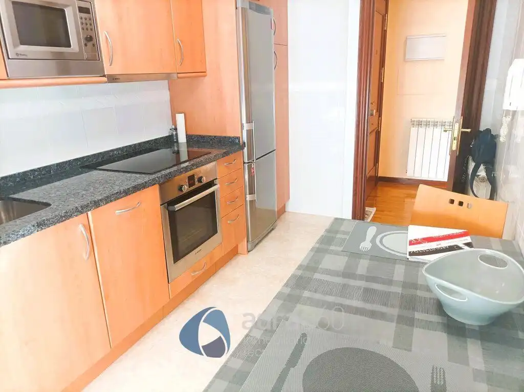 Piso con ascensor en venta en 3 abril, imagen 3