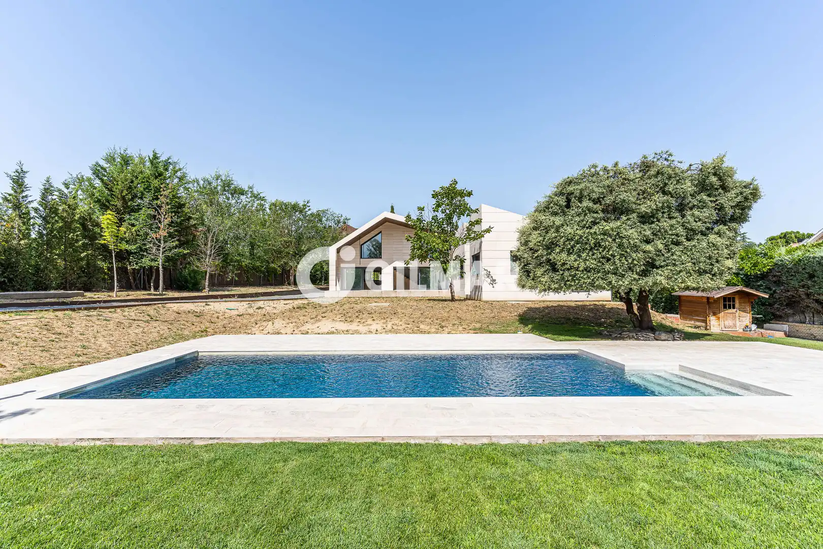 Detached house with pool for sale in Somosaguas, imagen 5