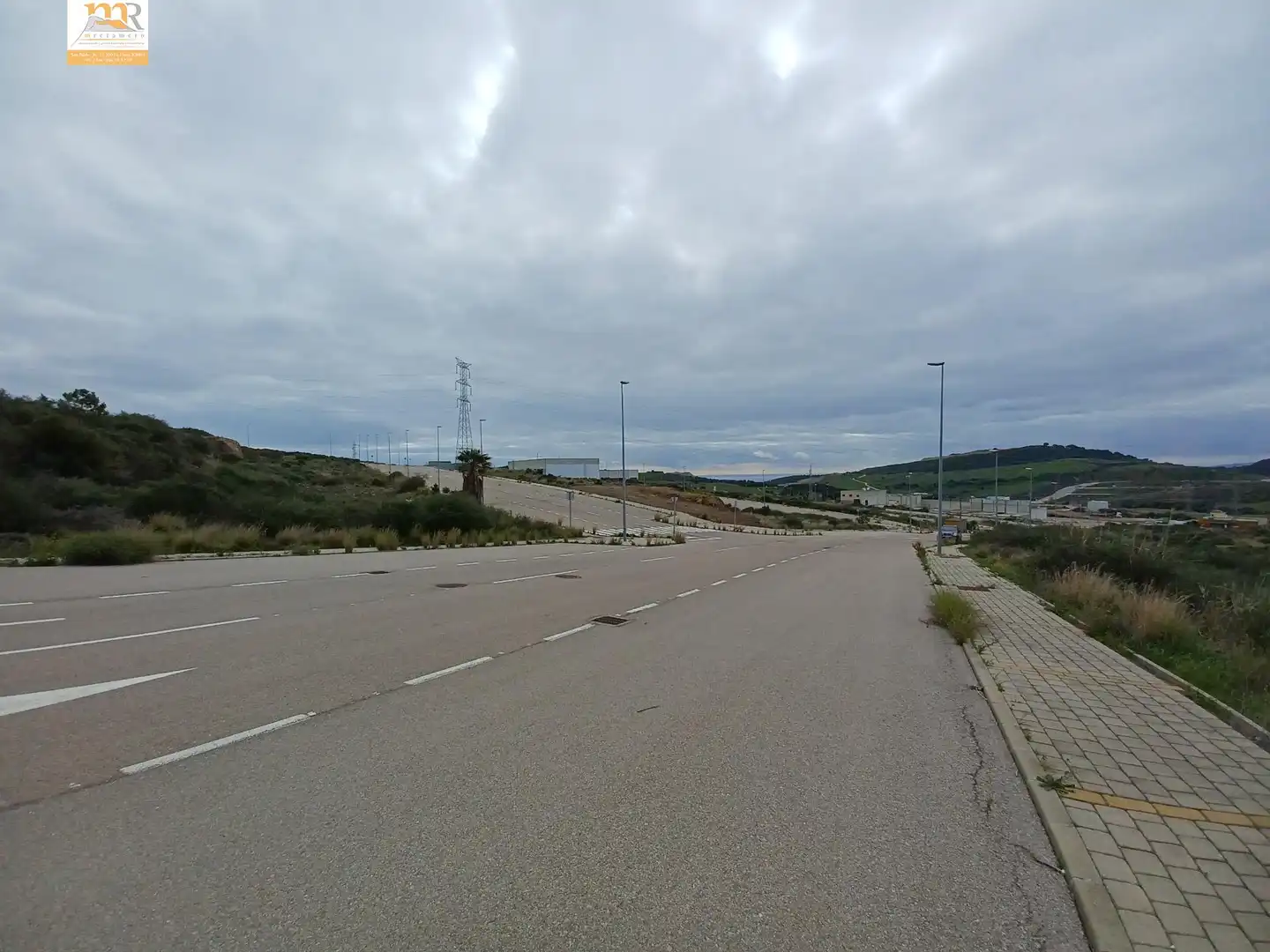 Außenansicht von Fabrik Grundstücke zum Verkauf in Casares