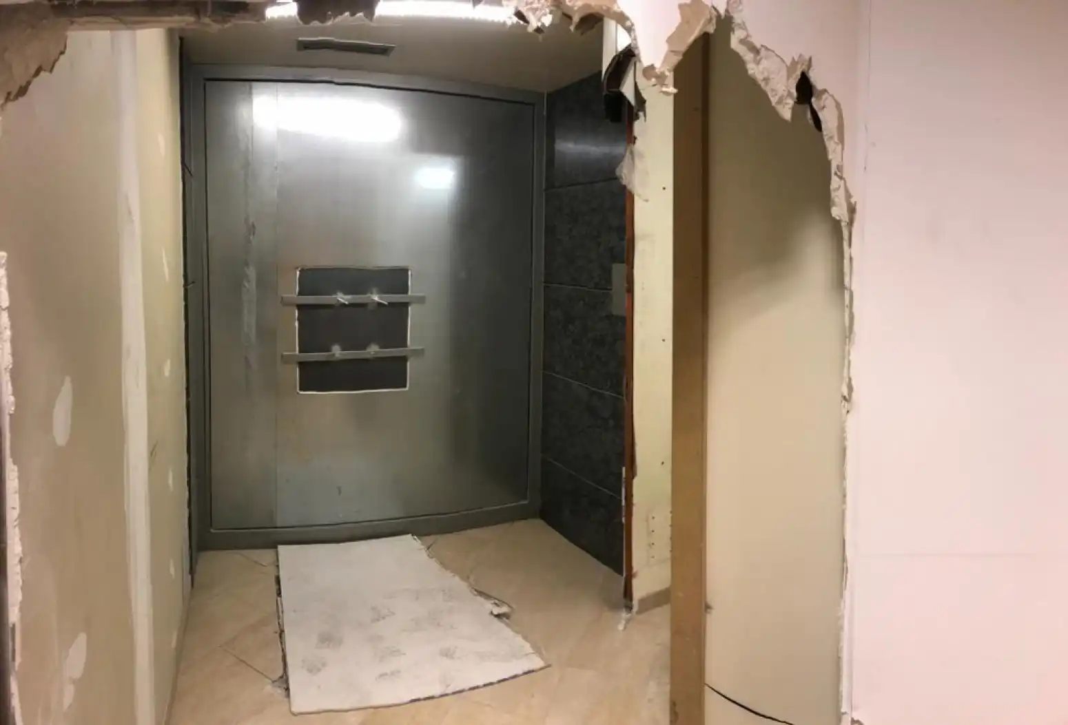 Geschaftsraum zur Miete in Carrer de Lleida, Sagnier - Plaça de Catalunya