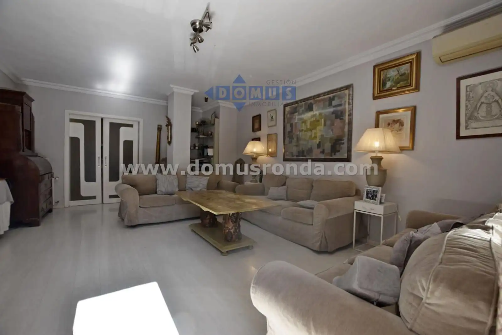 Sala de estar de Piso en venta en Ronda con Aire acondicionado, Calefacción y Terraza
