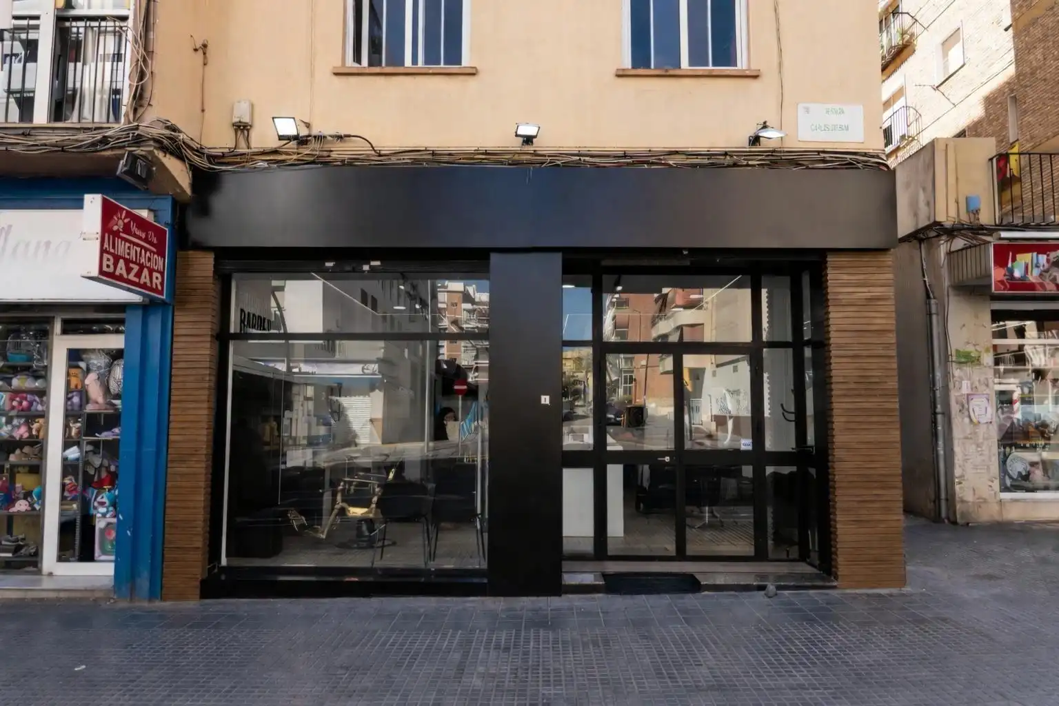 Locale commerciale in cessione a Avenida Carlos de Haya, imagen 9