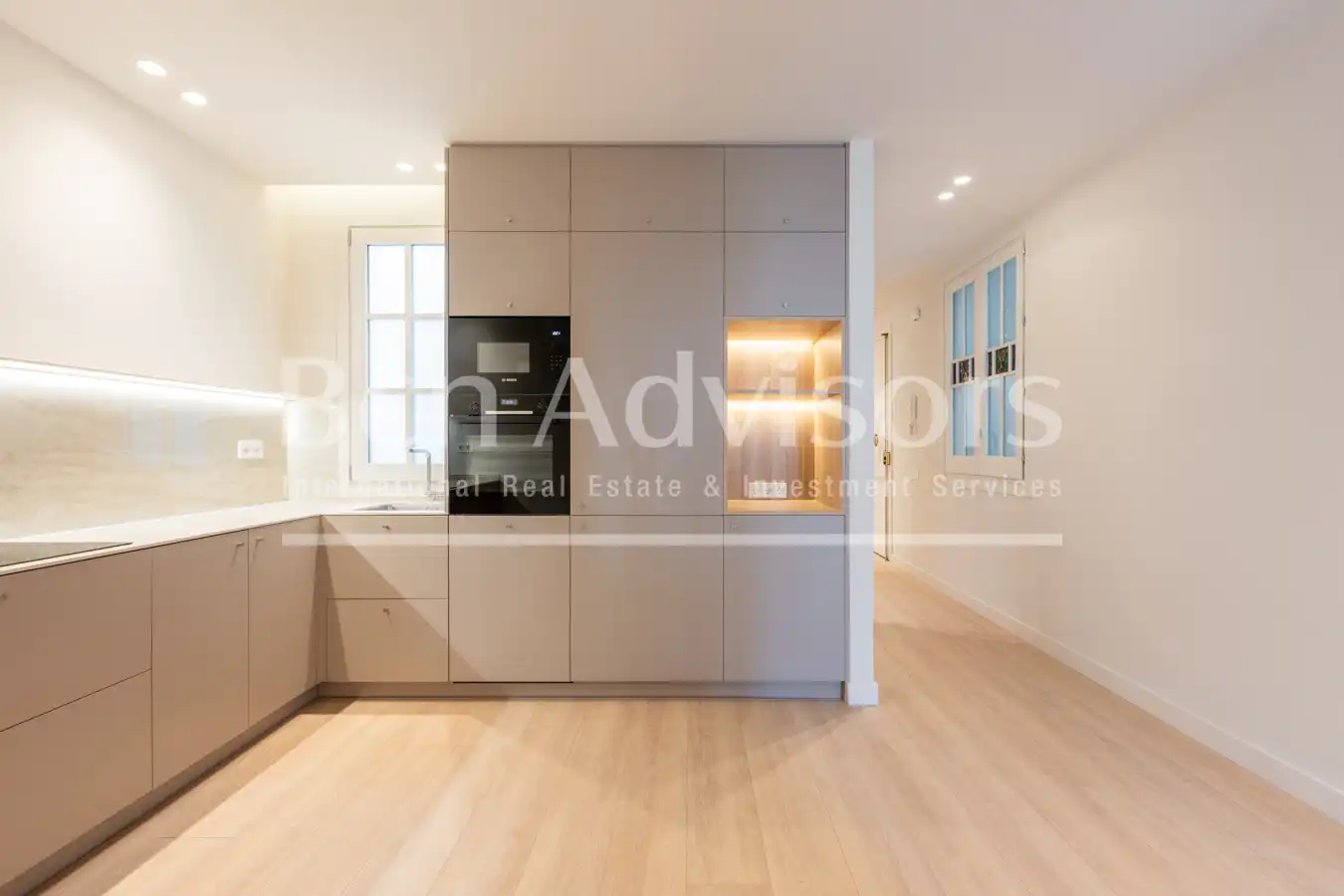 Piso con terraza en venta en Carrer del Consell de Cent, imagen 13