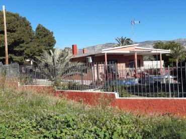 Villa avec piscine à vendre à Crevillent