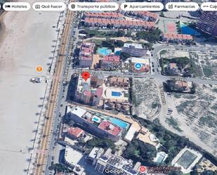 Vista exterior de Àtic en venda en El Campello amb Aire condicionat, Jardí privat i Terrassa