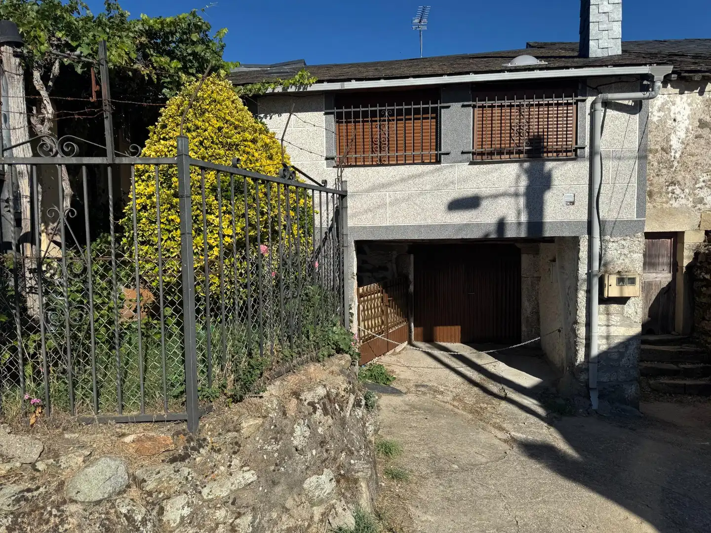 Vista exterior de Casa o xalet en venda en Lubián, Zamora