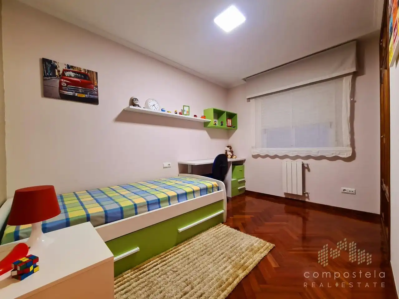 Sala de estar de Piso en venta en Ames con Calefacción, Parquet y Terraza