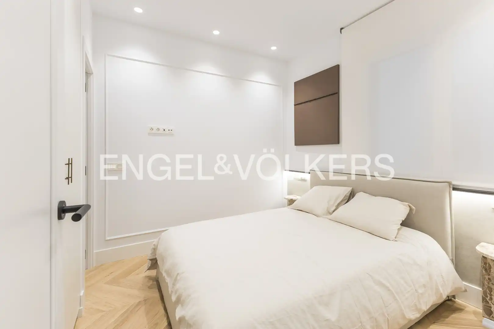 Bedroom of Flat for rent in Chamberí