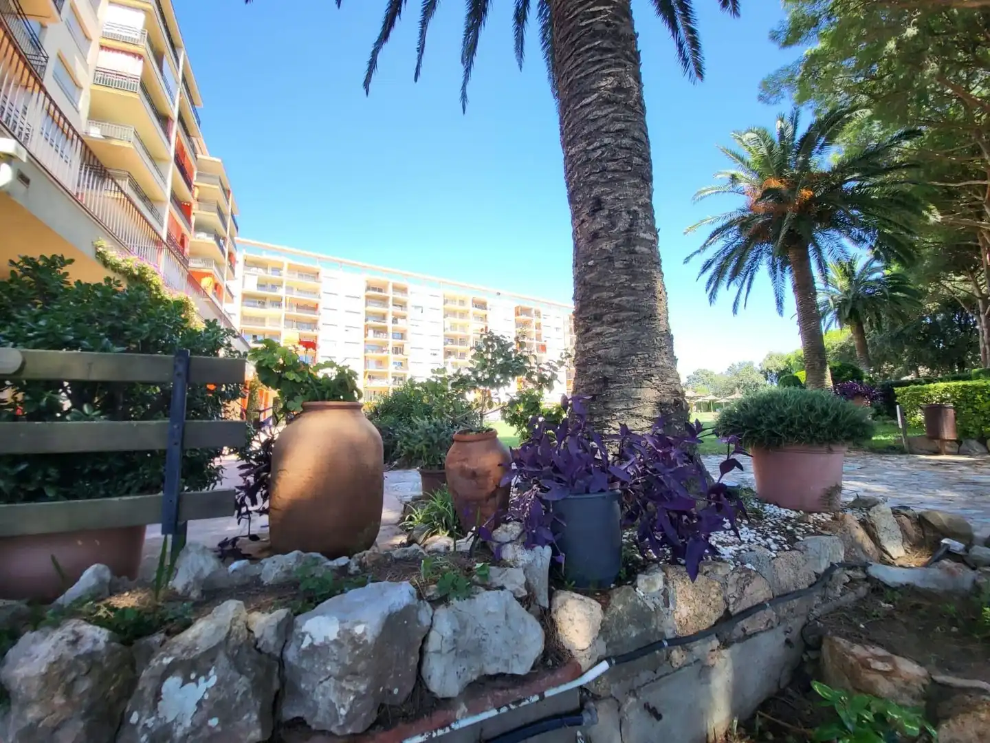 Vista exterior de Piso en venta en Palafrugell con Aire acondicionado, Calefacción y Jardín privado