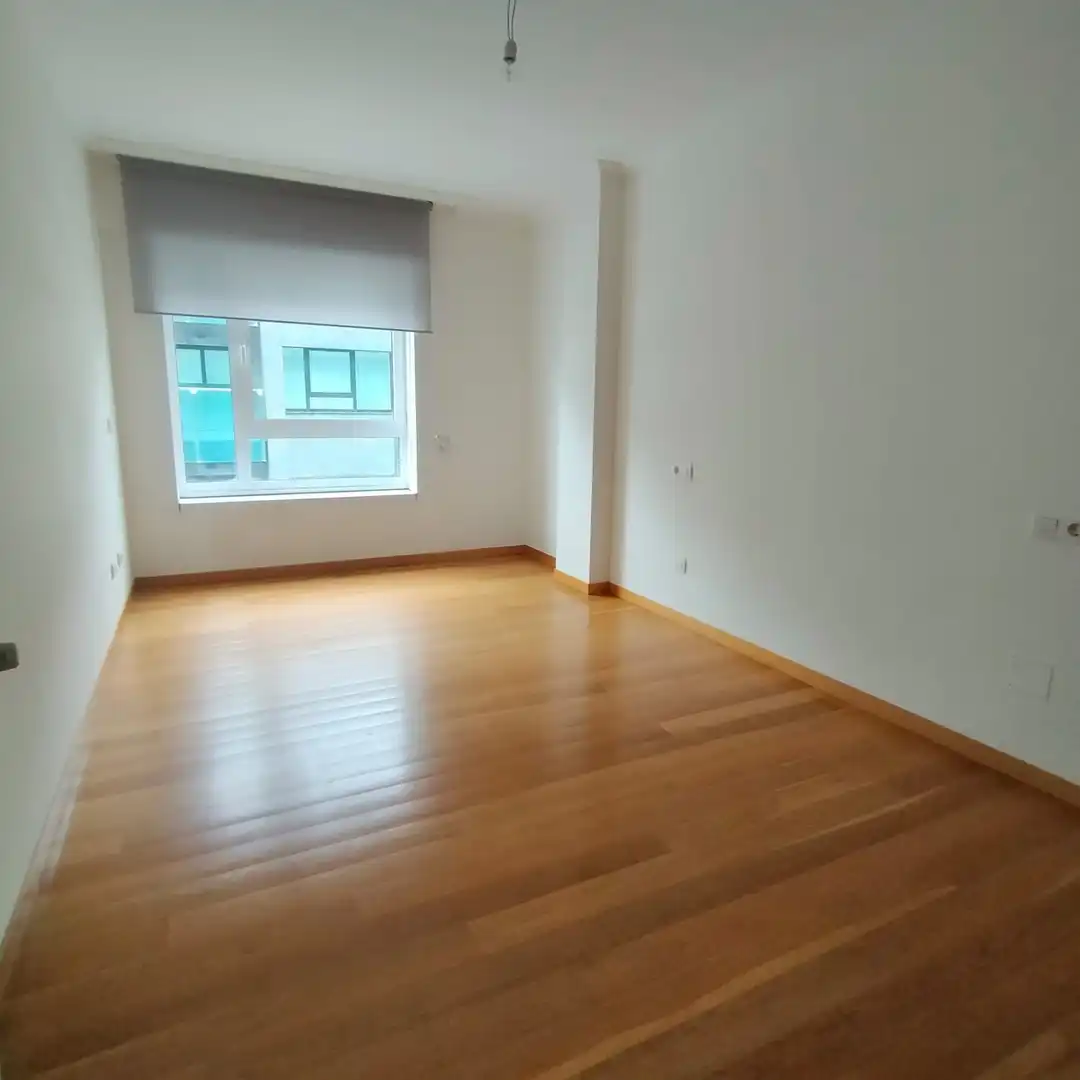 Piso en venta en Santiago de Compostela  con Calefacción, Jardín privado y Parquet