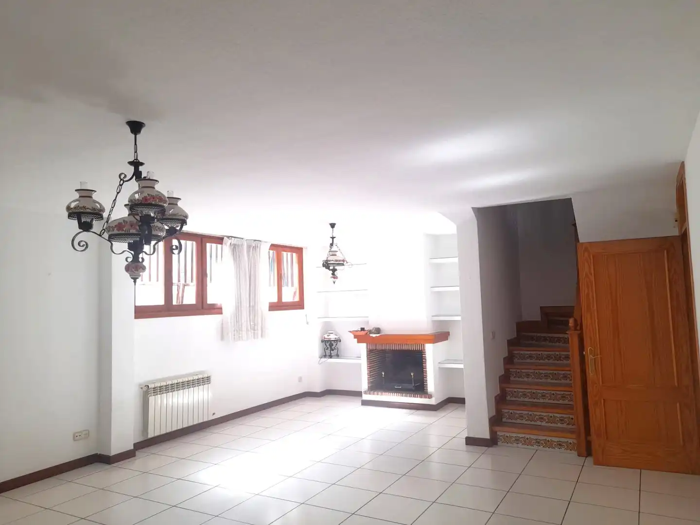 Casa adosada en venta en Pozuelo de Alarcón con Aire acondicionado, Calefacción y Jardín privado