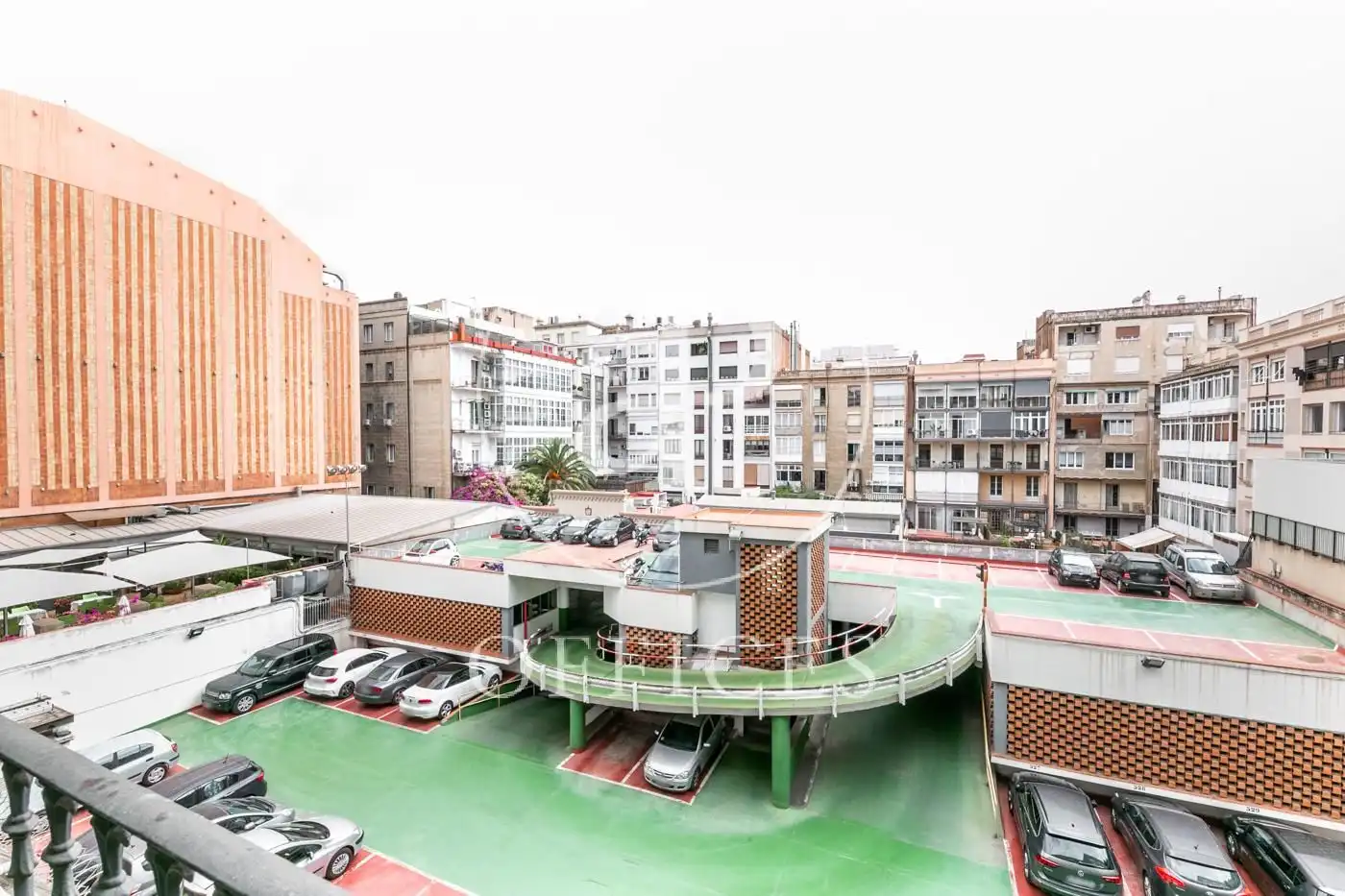 Aparcament de Oficina de lloguer en Barcelona amb Aire condicionat i Calefacció