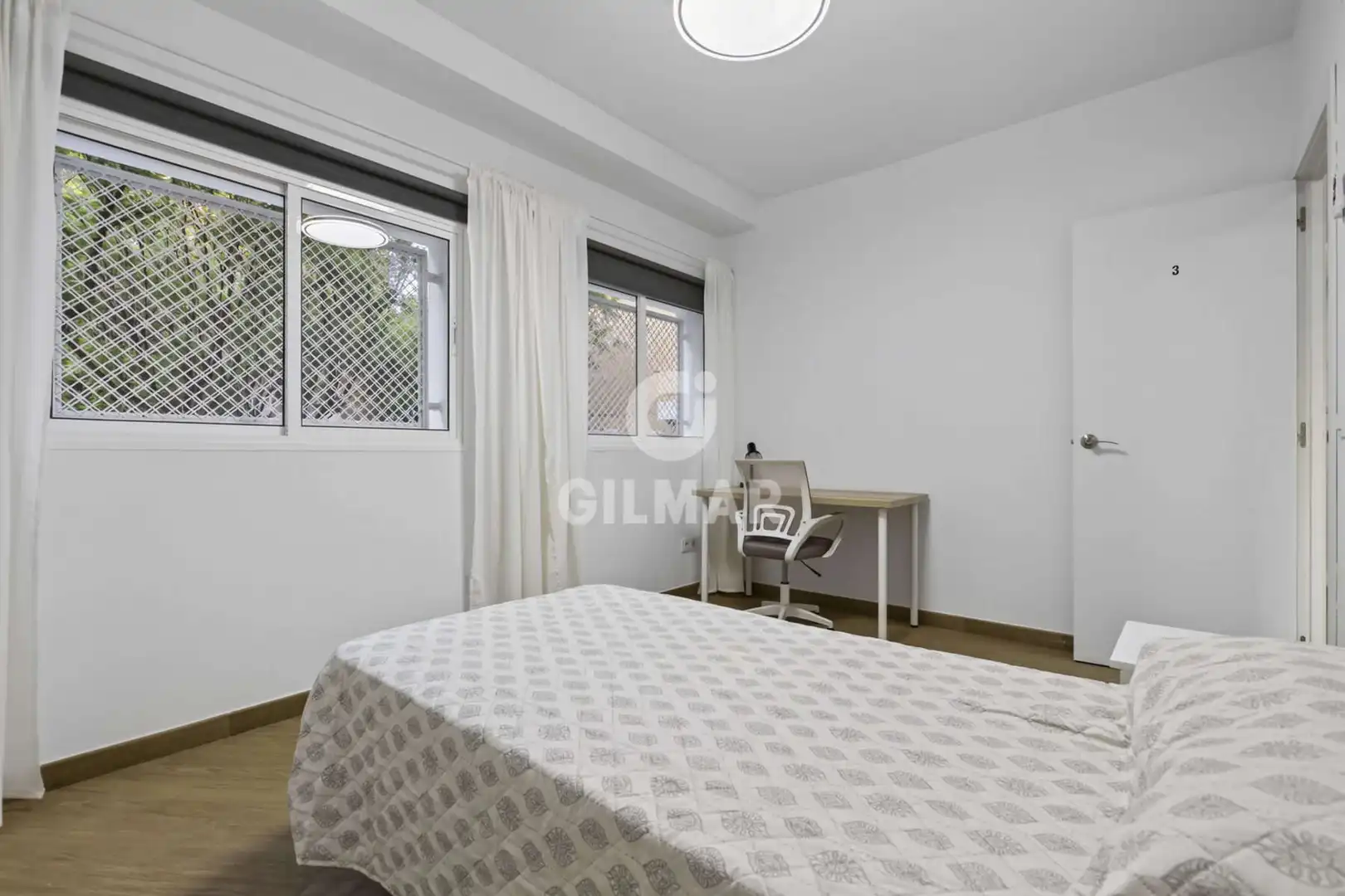 Habitación de Piso en venta en Sevilla con Calefacción y Jardín privado