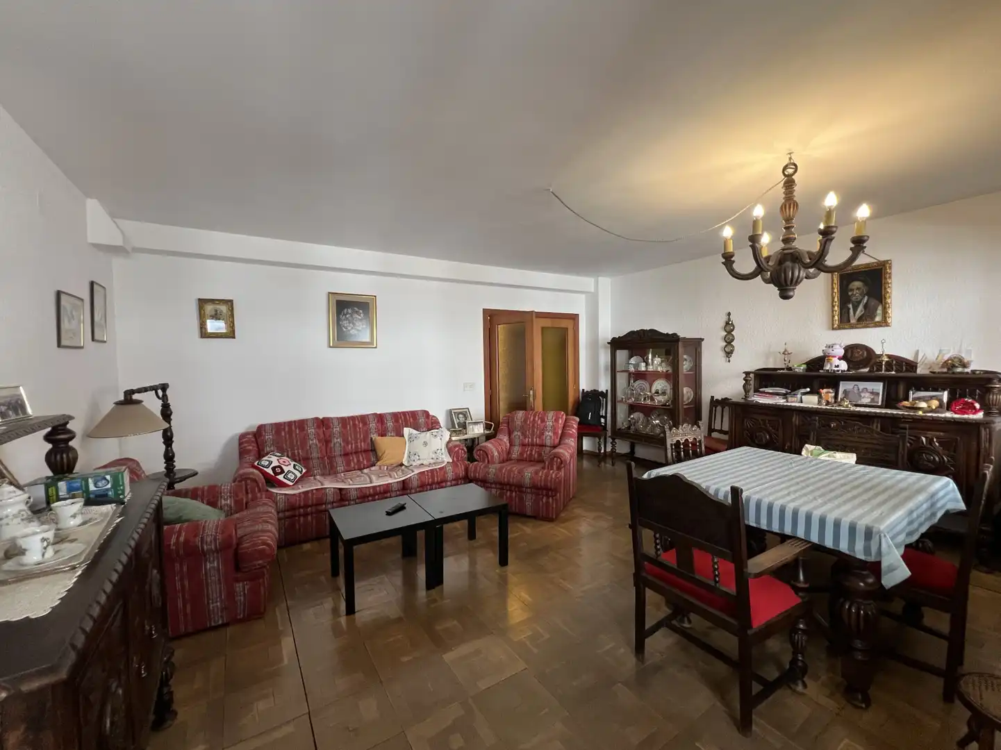 Wohnzimmer von Wohnung zum Verkauf in Jaca mit Abstellraum und Balkon