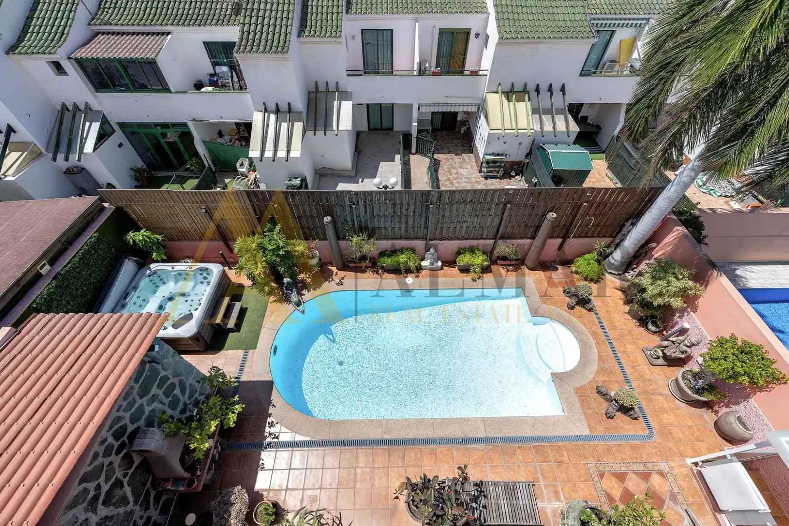 Piscina de Casa o xalet en venda en Sonnenland