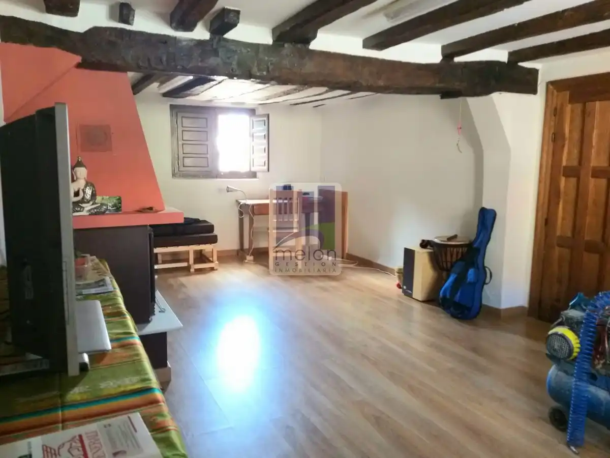 Houses for sale in Arlanzón  with Storage room