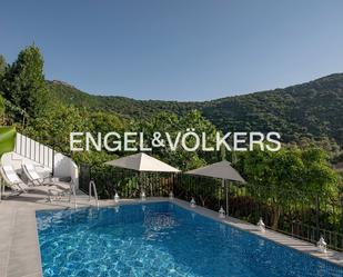 Swimming pool of House or chalet for sale in Grazalema  with Private garden, Terrace and Swimming Pool