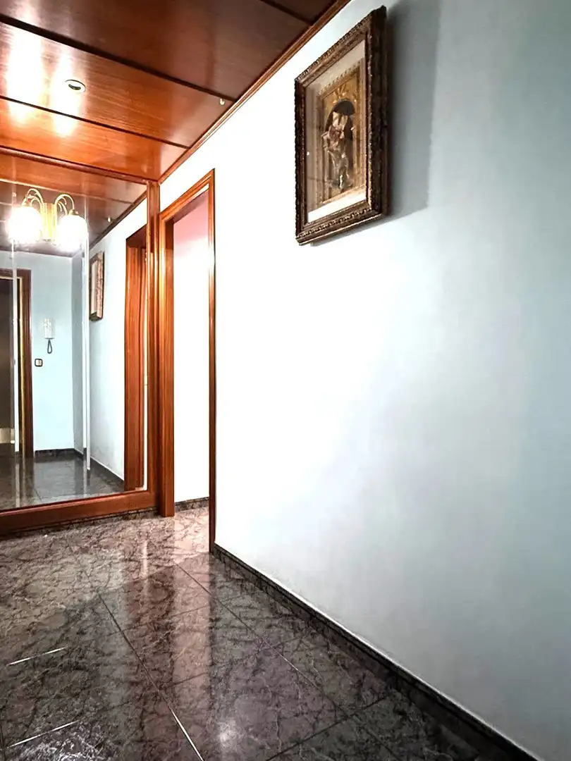 Piso en venta en Sant Boi de Llobregat con Aire acondicionado y Balcón