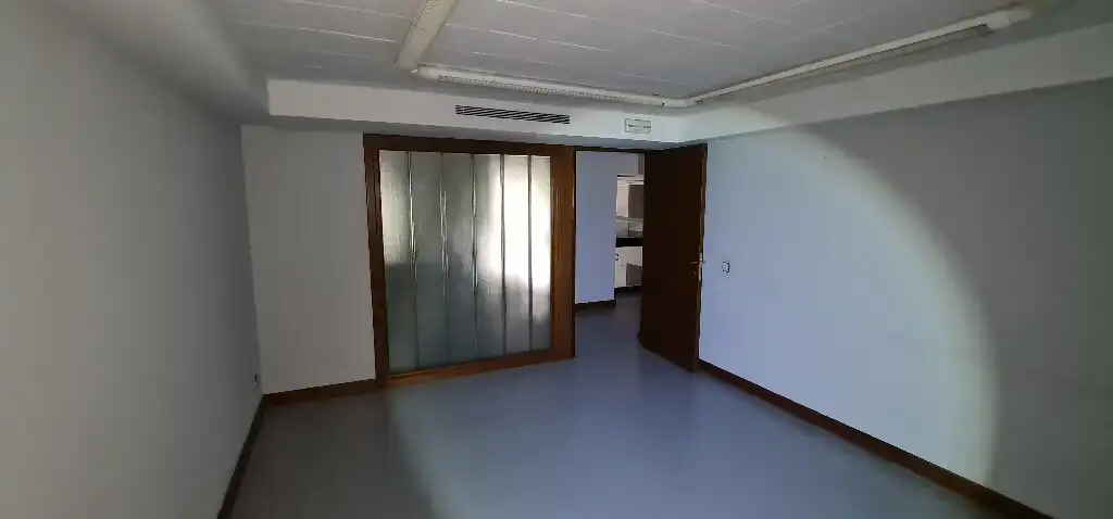 Commercial properties for sale in  Logroño