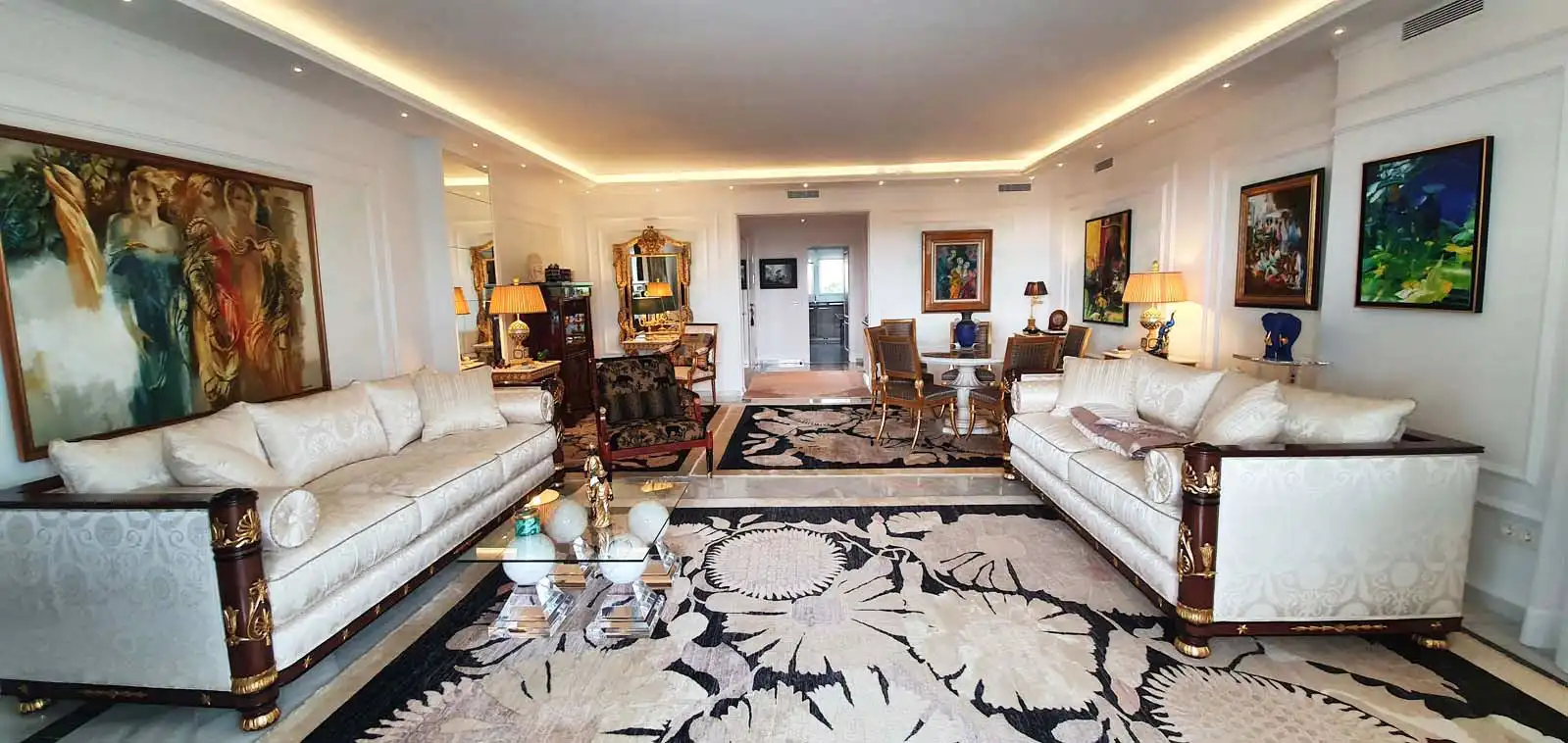 Wohnzimmer von Wohnungen zum Verkauf in Marbella mit Klimaanlage, Terrasse und Abstellraum