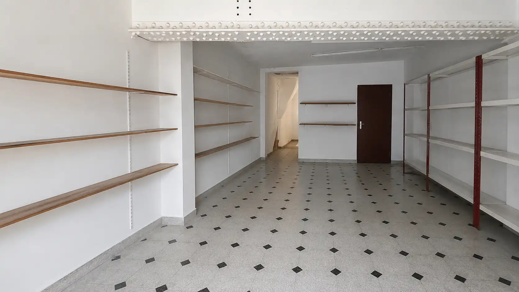 Local en venta en Santa Coloma de Gramenet con Amueblado