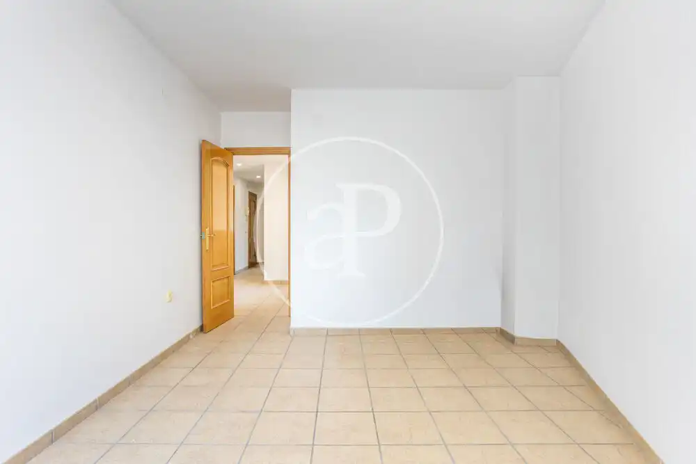 Wohnung zum Verkauf in Onda mit Heizung, Abstellraum und Balkon