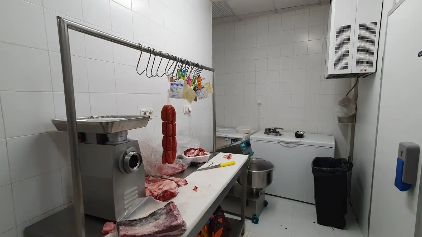 Cocina de Local de alquiler en Tavernes Blanques con Amueblado