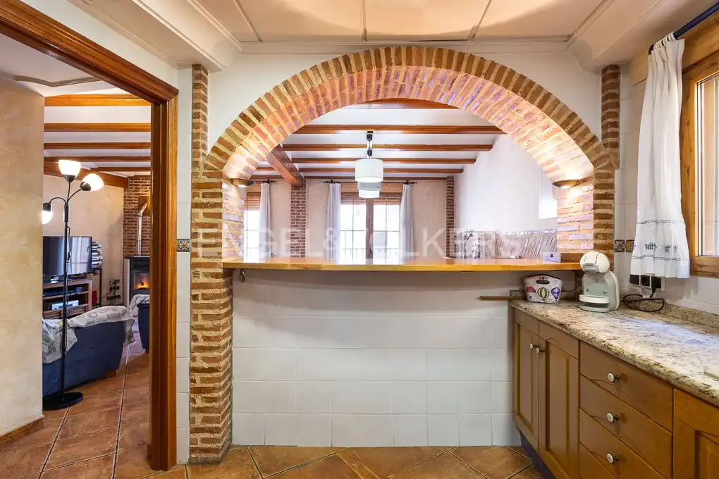 Kitchen of Houses for sale in Alcublas  with Air Conditioner, Heating and Terrace