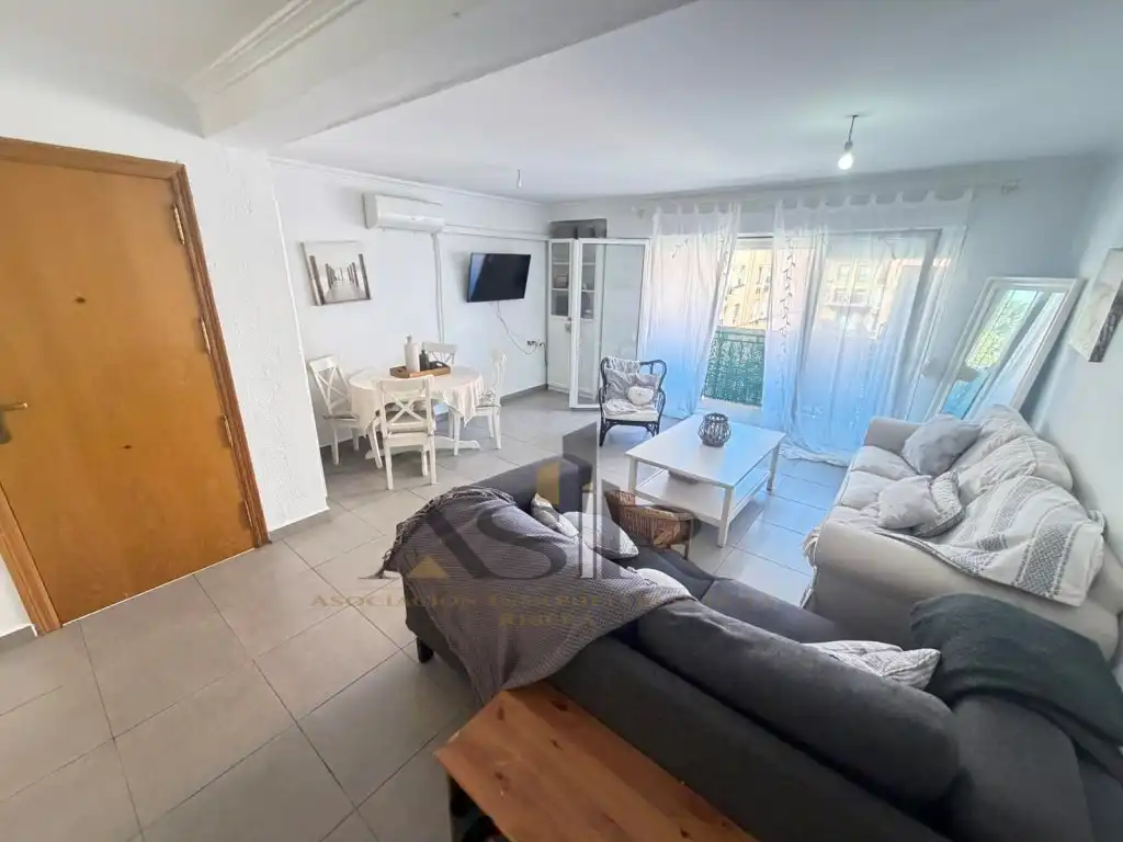 Appartamento con terrazza in affitto a Calle Cristobal Monterde, imagen 3
