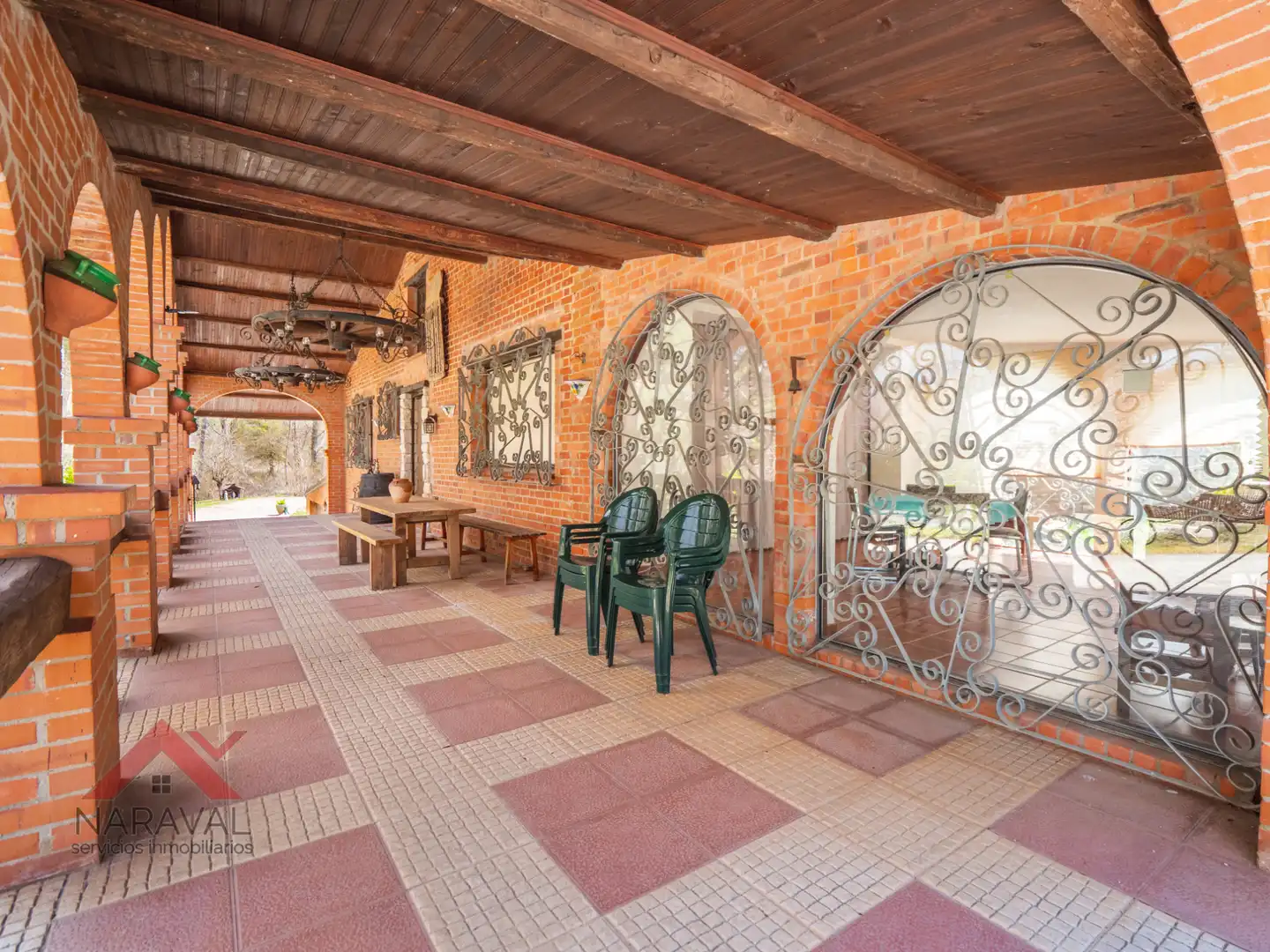 Terrassa de Casa o xalet en venda en Burgo de Osma - Ciudad de Osma amb Calefacció, Jardí privat i Terrassa