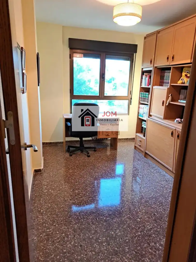 Living room of Flat for sale in Albacete  with Air Conditioner, Heating and Furnished