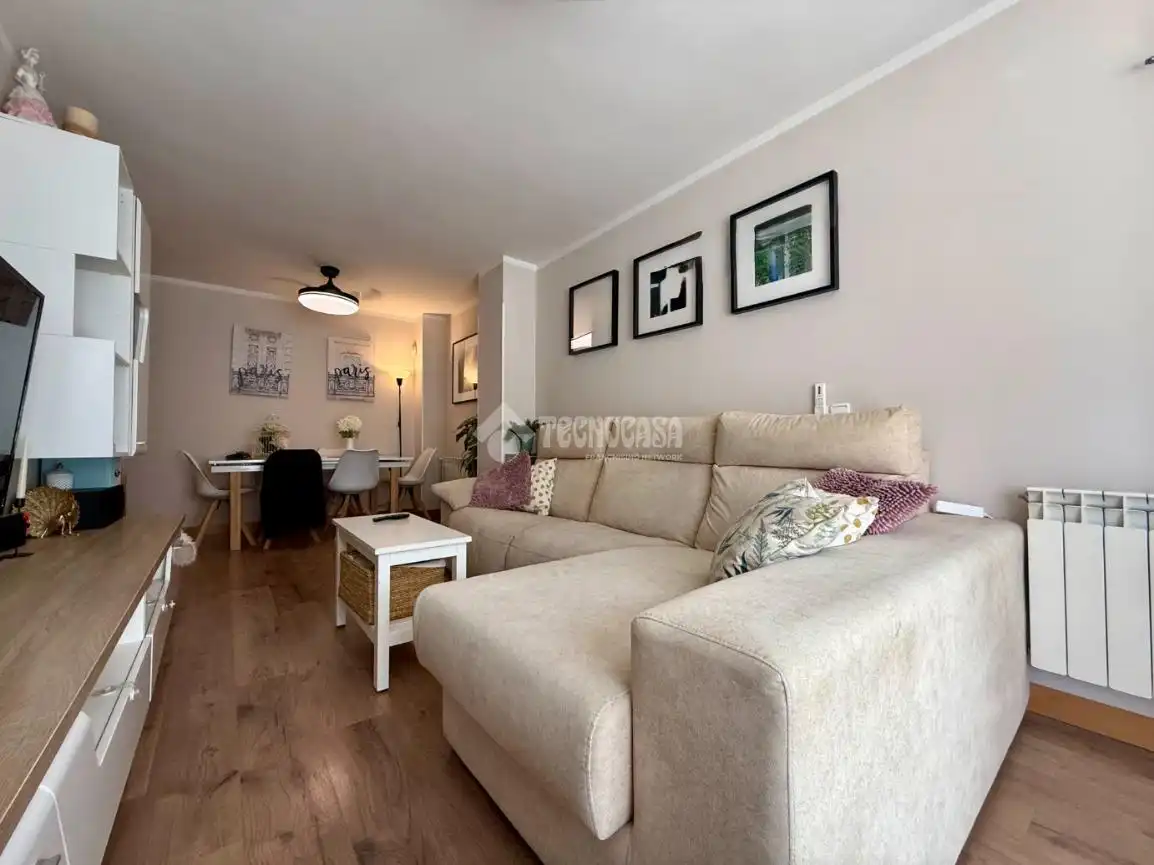 Sala de estar de Piso en venta en Alovera con Aire acondicionado, Calefacción y Terraza