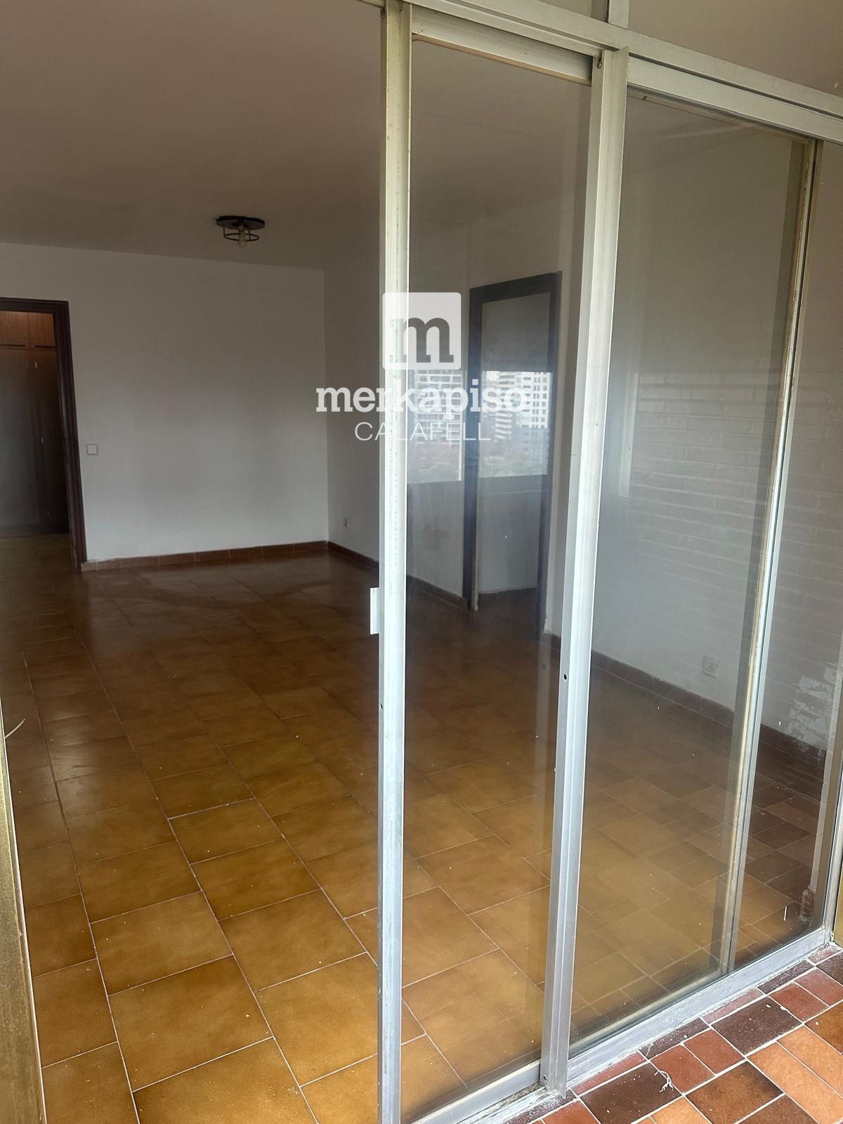 Pis en venda en L'Hospitalet de Llobregat amb Terrassa