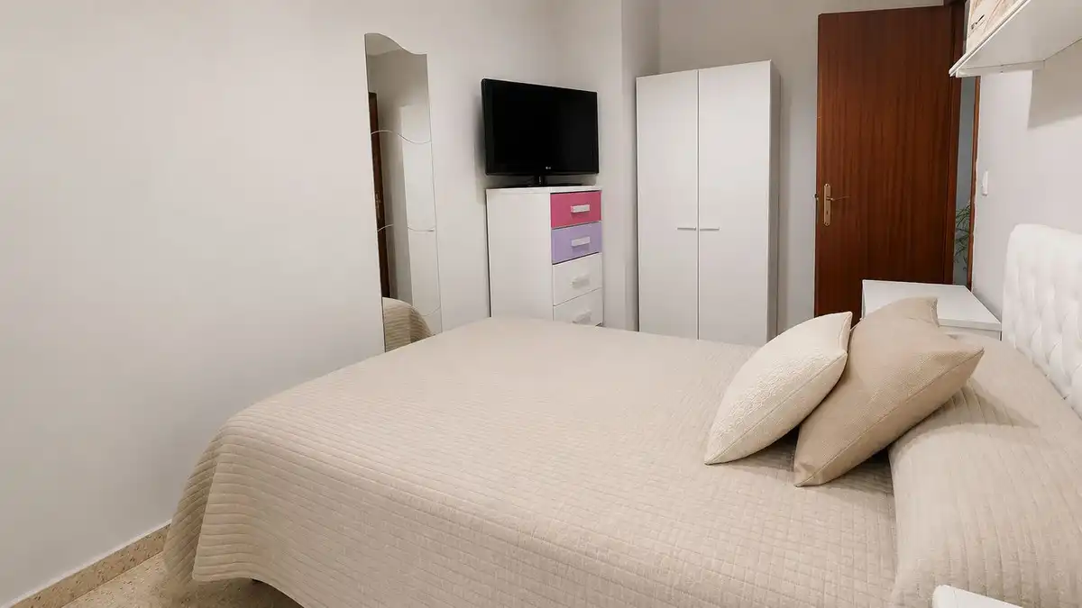 Bedroom of Detached homes for sale in La Línea de la Concepción  with Private garden, Terrace and Jacuzzi