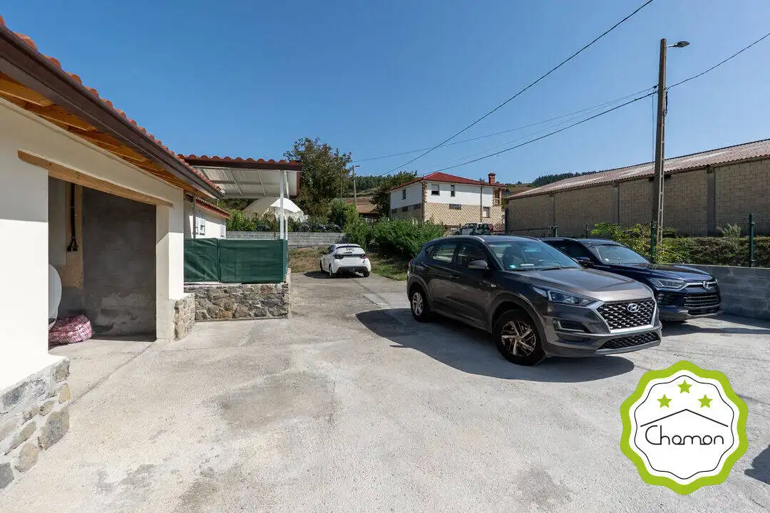 Aparcament de Pis en venda en Karrantza Harana / Valle de Carranza amb Aire condicionat, Calefacció i Terrassa