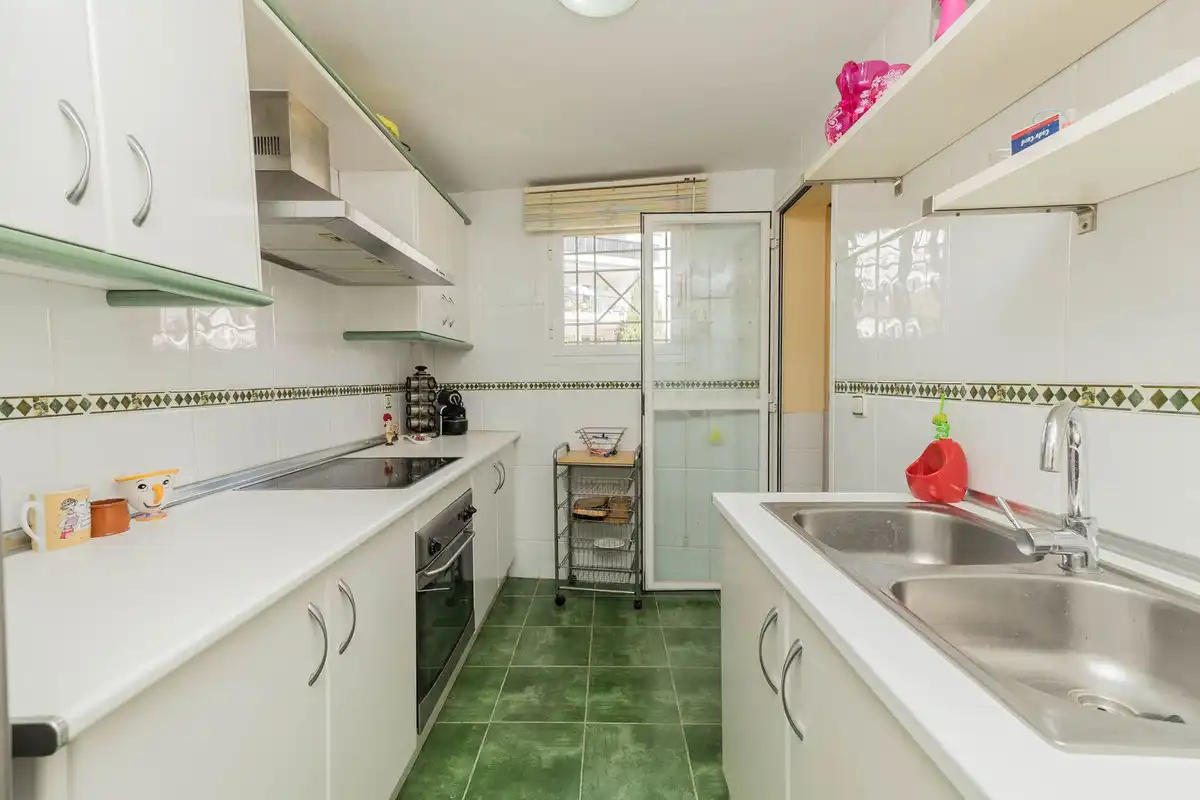 Kitchen of Apartments for sale in Mijas  with Community pool