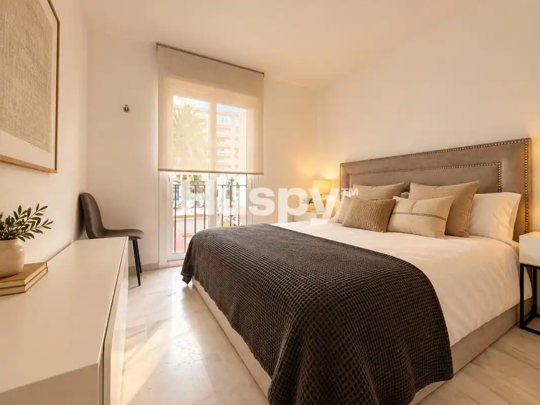 Flat for sale in Marbella, Málaga