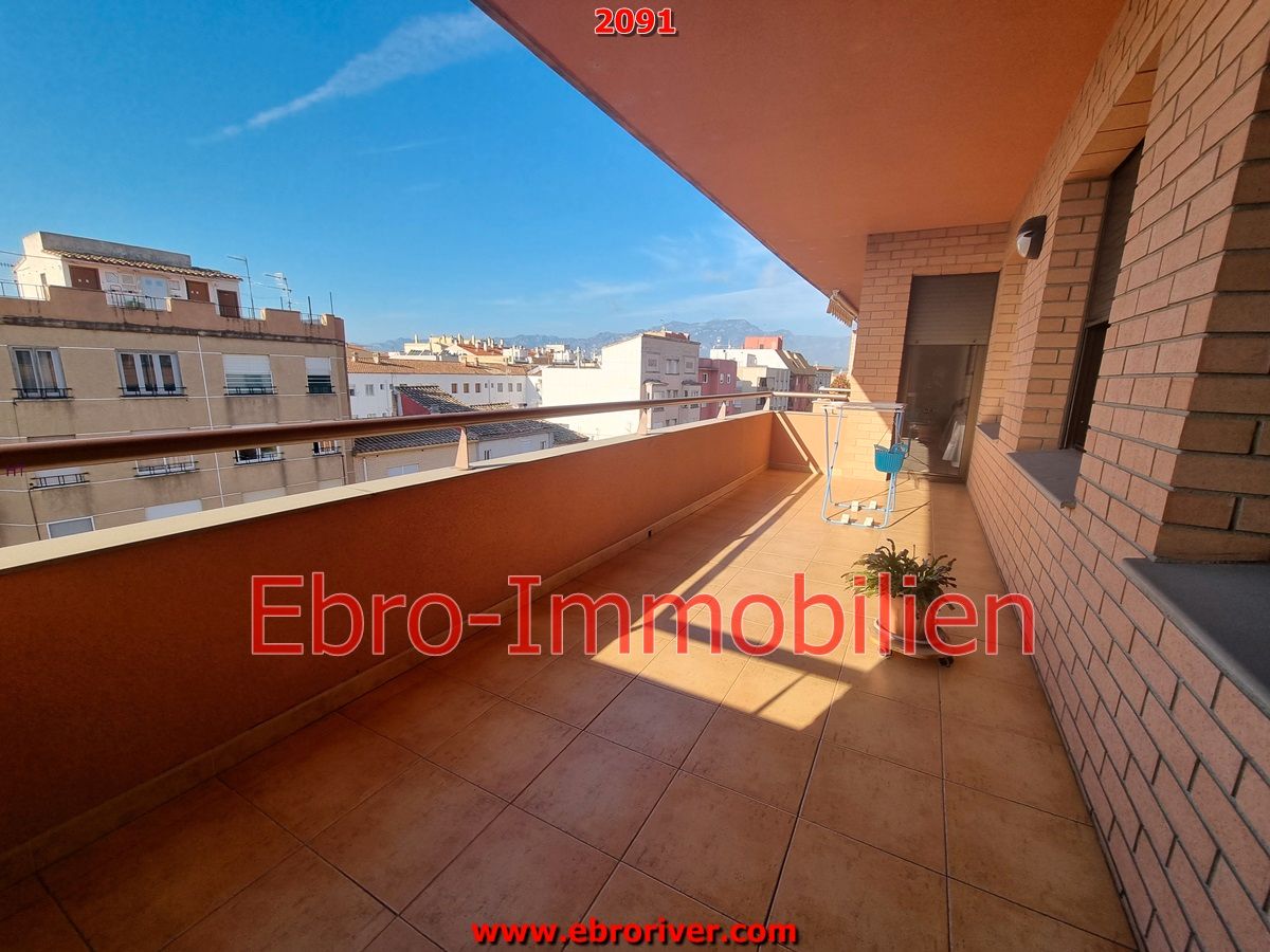 Vista exterior de Pis de lloguer en Tortosa amb Aire condicionat, Calefacció i Jardí privat