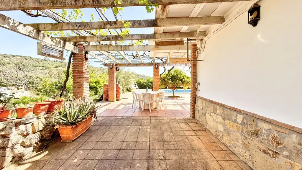 Terraza de Finca rústica en venta en Periana con Aire acondicionado, Jardín privado y Terraza