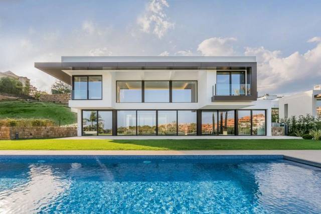 Casa-chalet en Venta en Benahavís pueblo