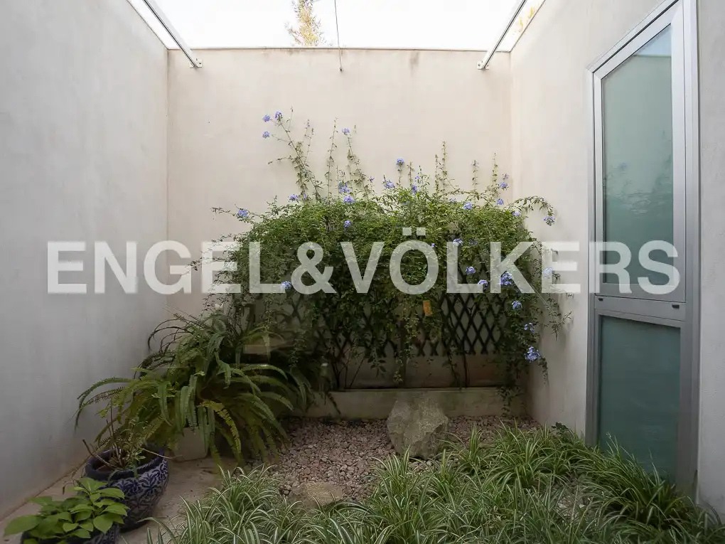 Jardí de Casa o xalet en venda en Rugat amb Aire condicionat, Calefacció i Jardí privat