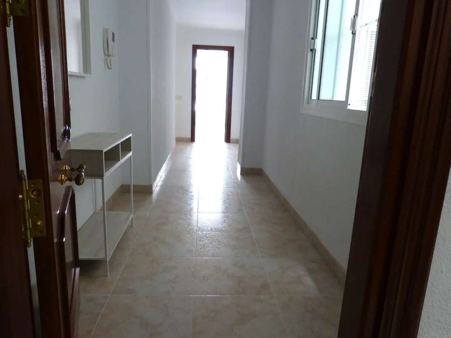 Flat for rent in Calle Navarro Rodrigo, Centro