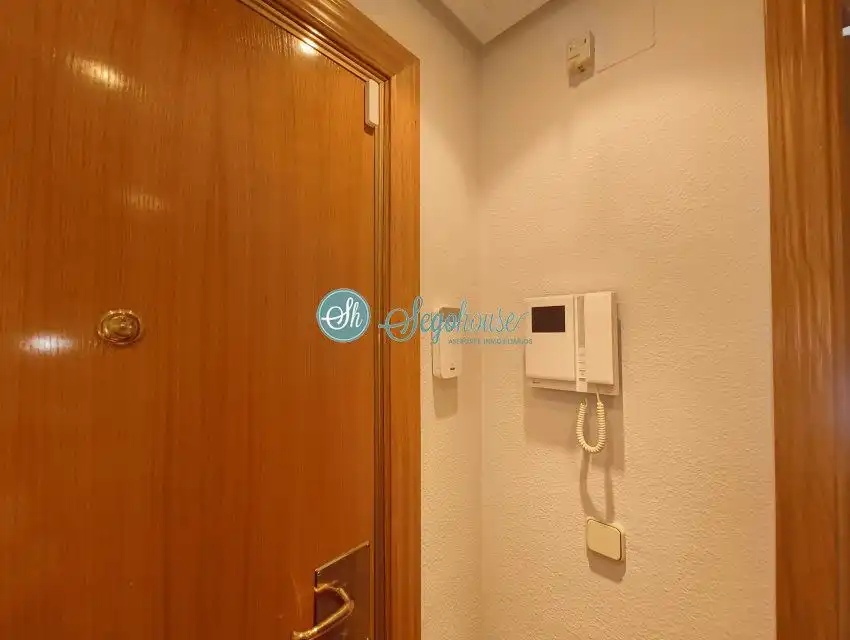 Piso de alquiler en Segovia con Calefacción y Parquet