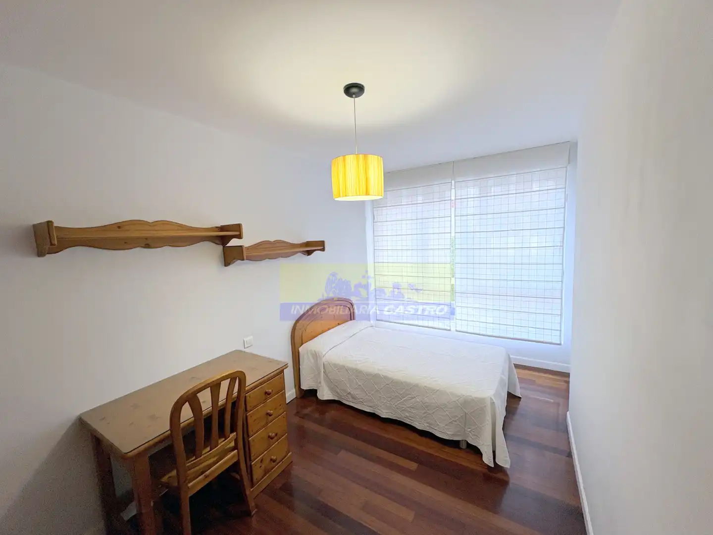 Habitación de Piso de alquiler en Castro-Urdiales con Amueblado