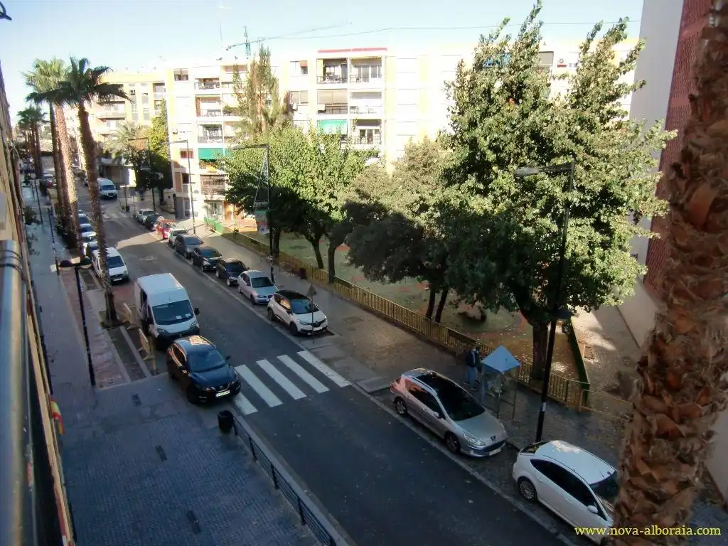 Vista exterior de Pis en venda en Alboraya amb Aire condicionat, Moblat i Balcó