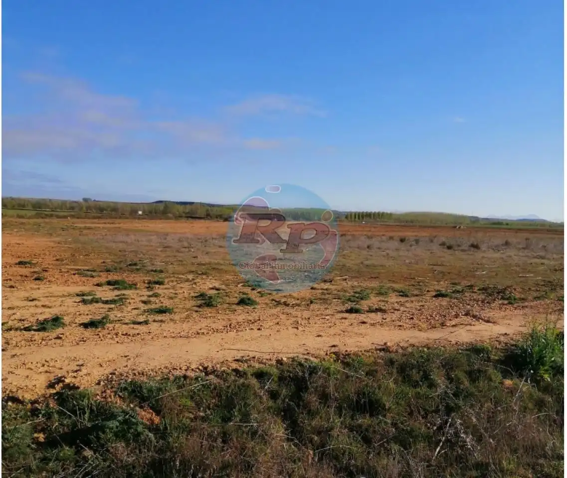 Residential for sale in Mansilla de las Mulas