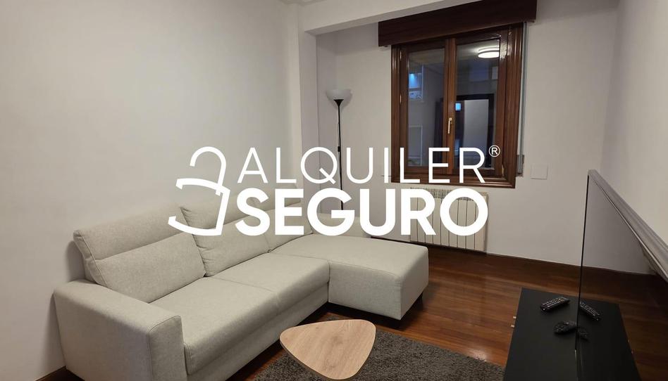 Photo 1 of Flat to rent in Almirante Martín de Vallecilla, Centro, Bizkaia