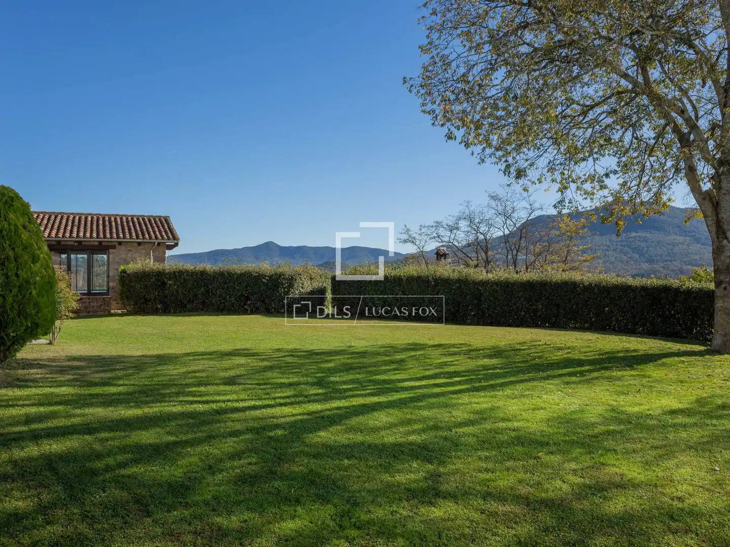Finca rústica en venta en Santa Pau con Jardín privado, Terraza y Trastero