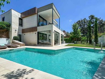 Chalet con balcón en alquiler en C. de la Veredilla